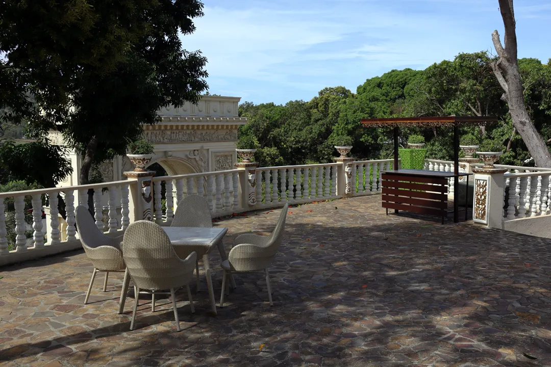 Outdoor dining area at Rancho Bernardo Luxury Villas and Resort