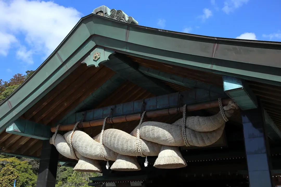 Large shrine rope