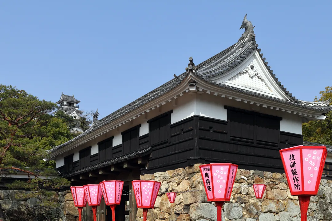 Main gate of Kōchi Castle