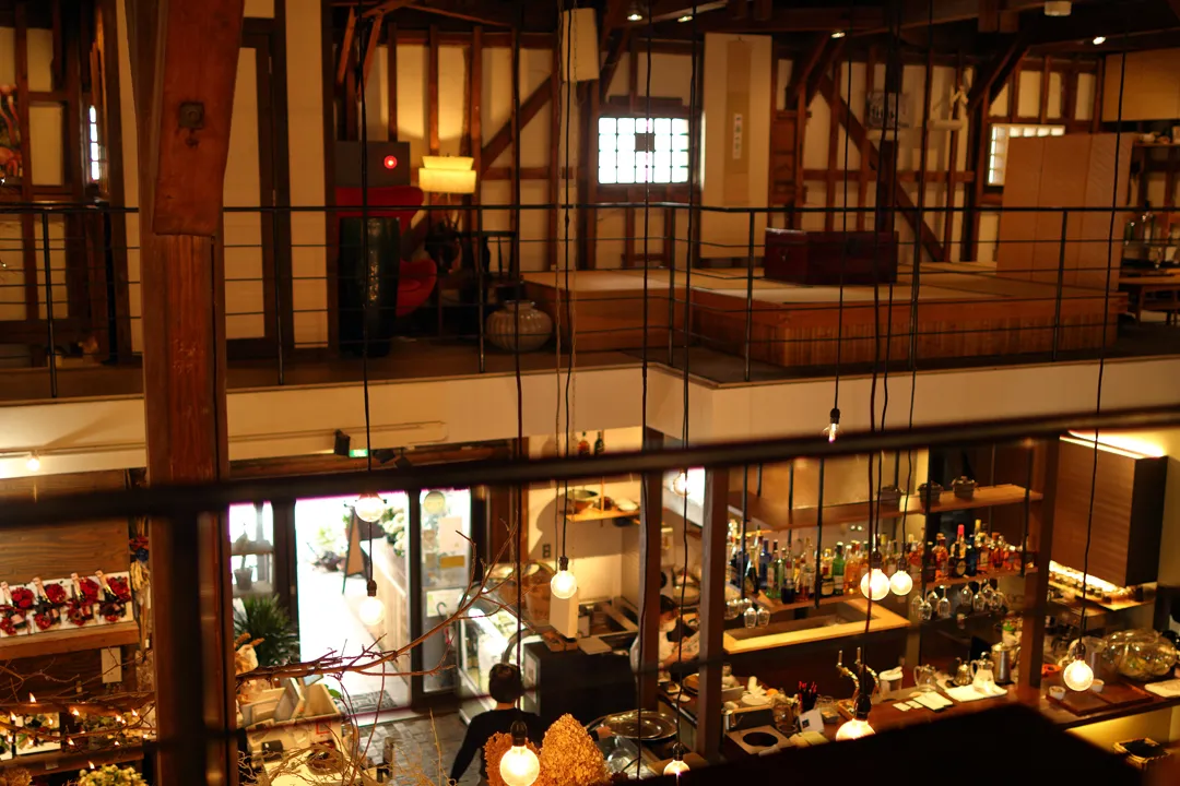 Café interior at Kitahama Alley