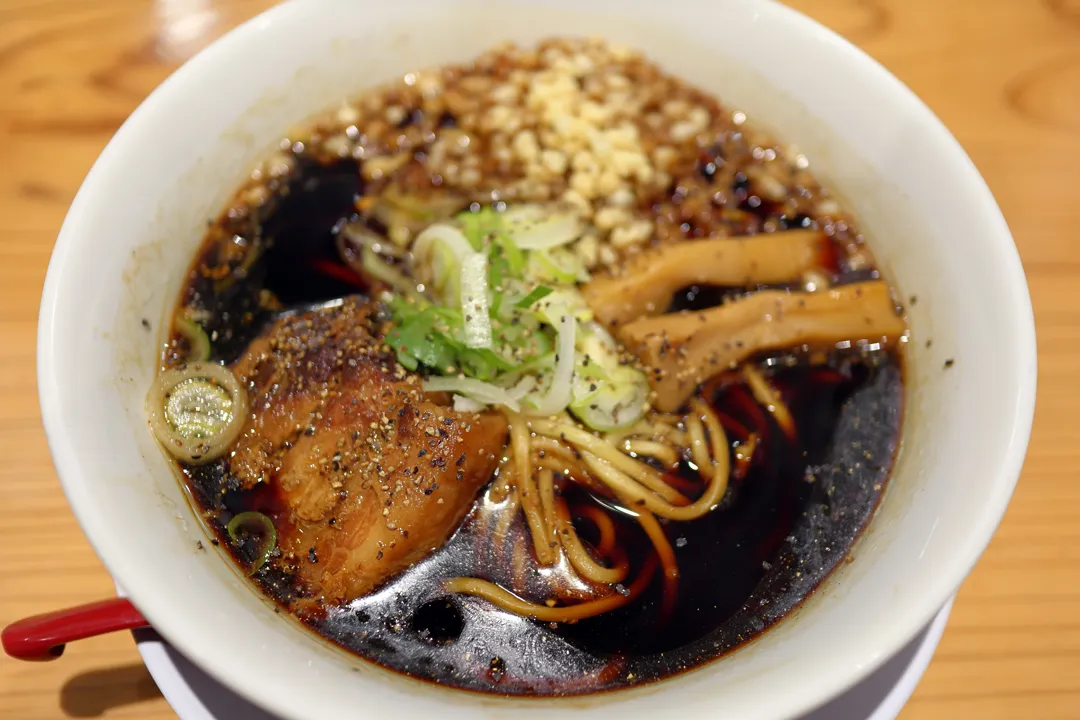 Toyama black ramen