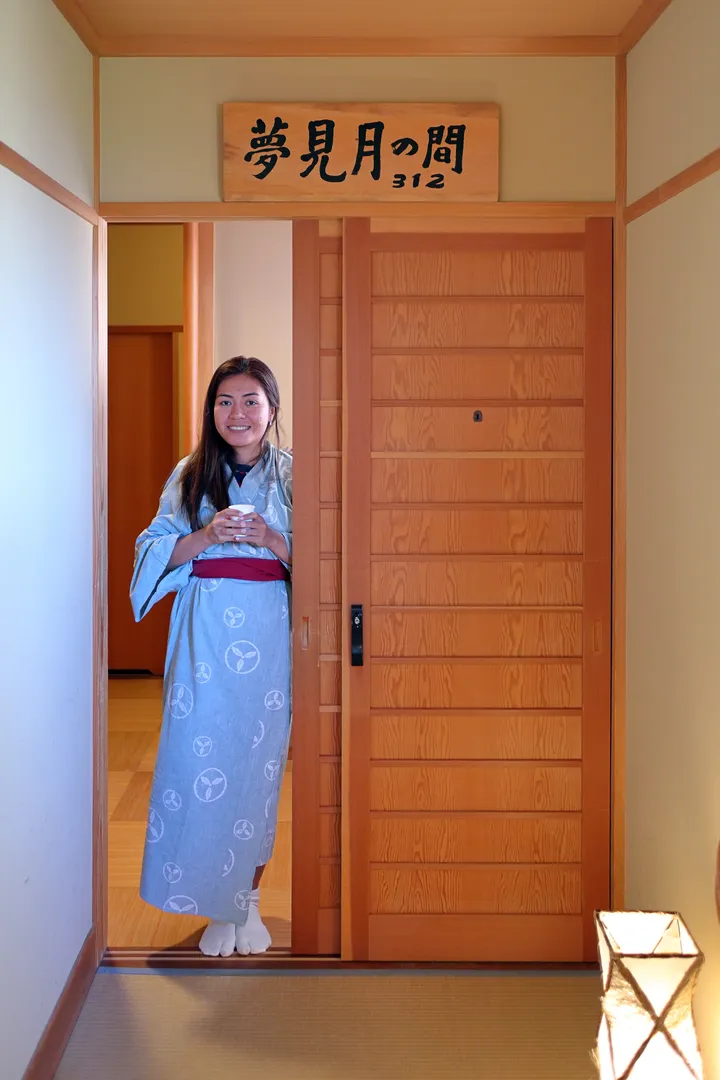 Kashiwaya Honten room entrance