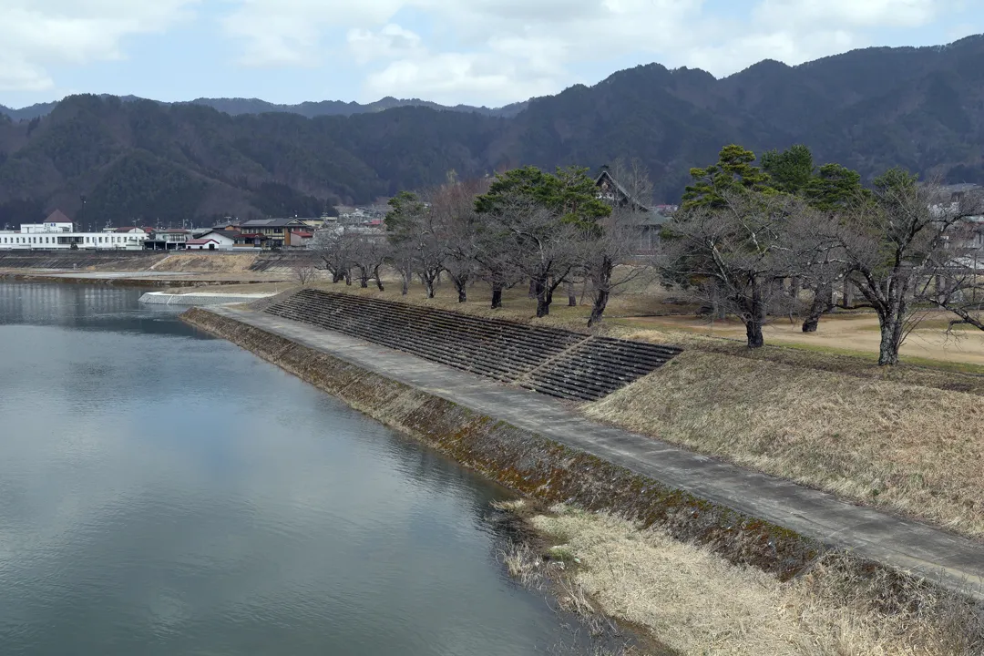 View of the waterfront park in Hida-Furukawa