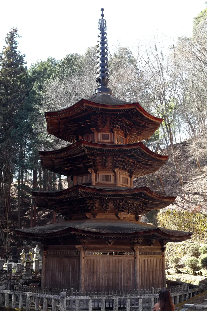 The octagonal pagoda of Anraku-ji