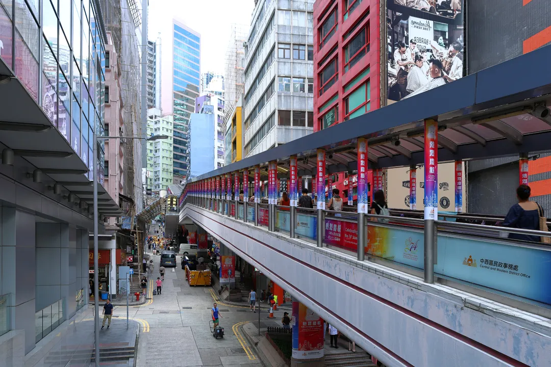 The Central–Mid-Levels escalator