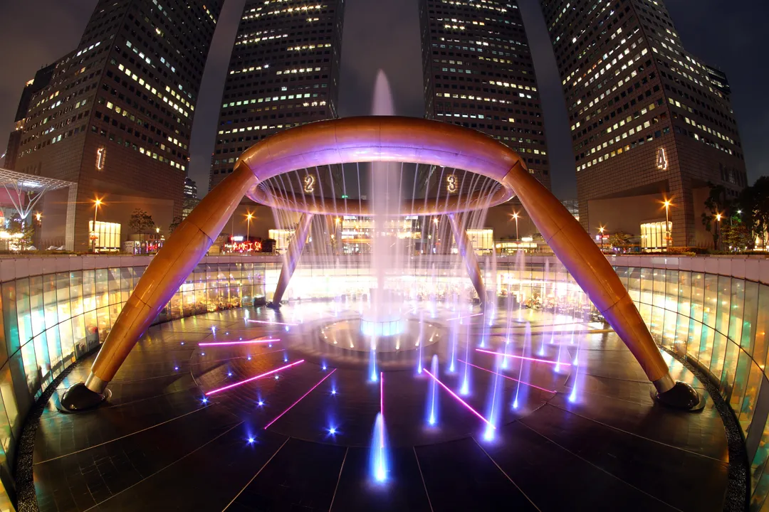The fountain when activated