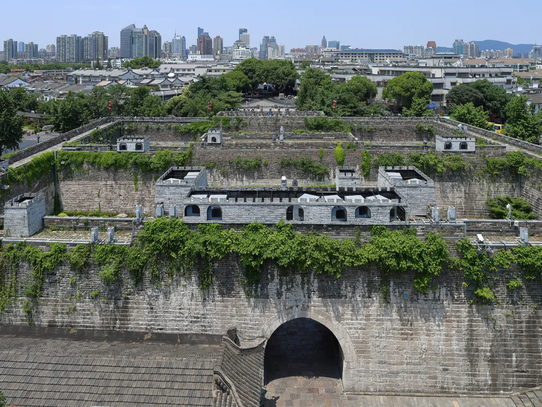 The view from the middle of the gate